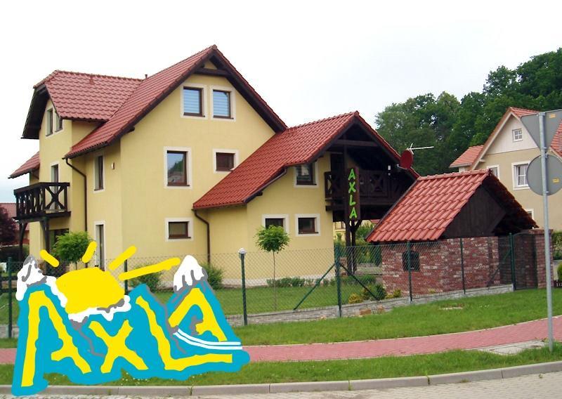 Willa Axla Z Weranda Ogrodem I Parkingiem Kudowa-Zdroj Bagian luar foto